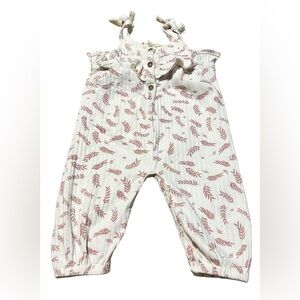 Jessica Simpson Baby Girl Romper 6-9M Pink Leaf Ruffle Snap EUC